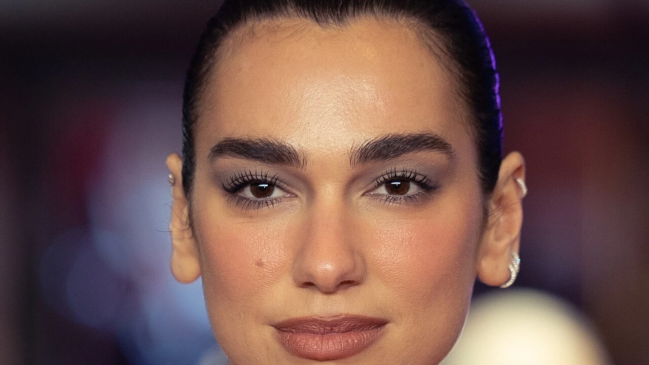 Dua Lipa Tour 2026-2027: Insider Guide to Tickets & Dates
