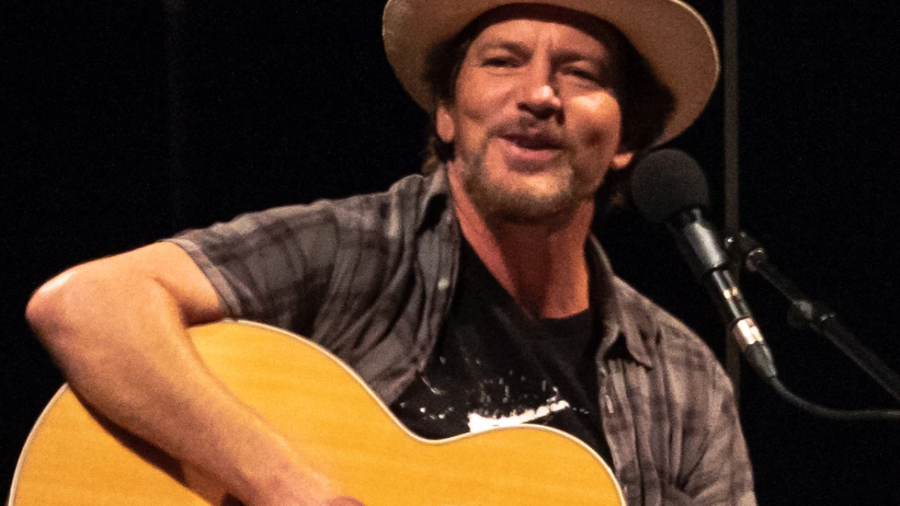 Eddie Vedder Tour 2026-2027: Insider Guide & Ticket Strategy