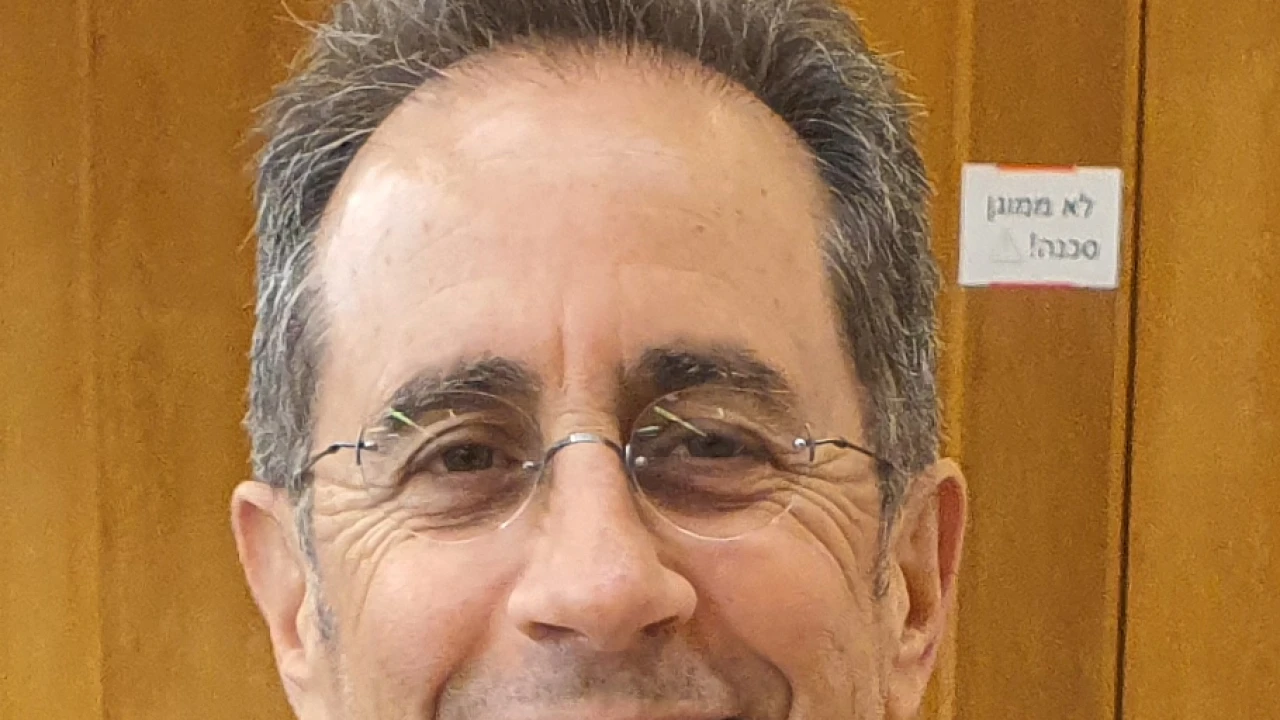 Jerry Seinfeld Tour 2026-2027: Setlist Secrets, Stage Sightlines & Ticket Deals