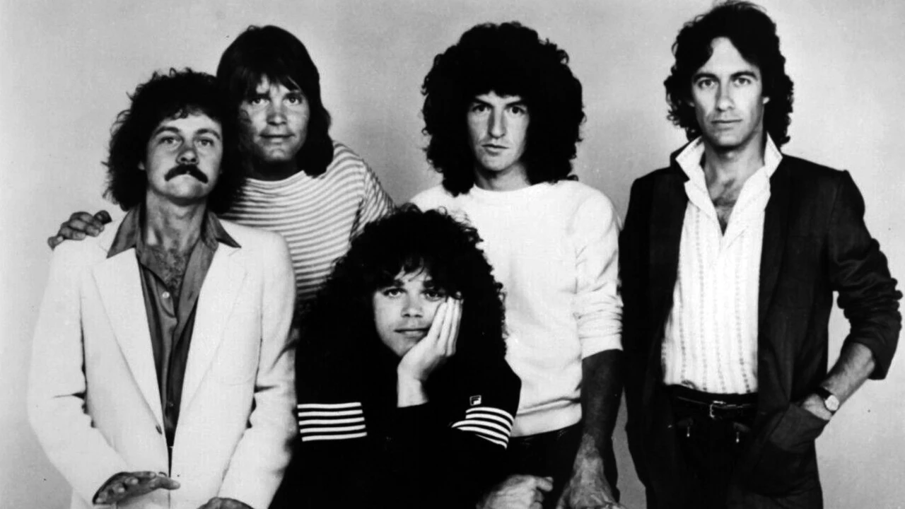 REO Speedwagon 2026-2027 Tour & Schedule featuring REO Speedwagon live on stage with stadium crowd